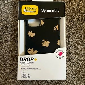 NEW OtterBox Symmetry IPHONE 11 / IPHONE XR BLACK FLORAL